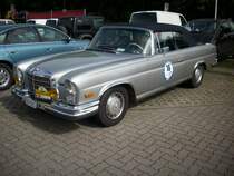 Sogar aus der Schweiz kam dieser MB 280 SE Cabrio 3,5 Baujahr 1971 zur Rgenclassics am 23.Mai 2009 nach Bergen/Rgen.