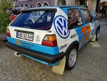 =VW Golf II, Bj. 1984, 1760 ccm, 144 PS, steht zur Präsentation der Rennteilnehmer des Rossbergrennens  Edelweiss-Bergpreis  2022 im Markt Berchtesgaden.