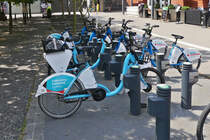 Mietrder der Stadt Esch an der Alzette an der Radstation am Bahnhof Belval Universit. 07.2023

