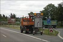 ATEGO 1828  PALIFT  mit Vorwarntafel bei Iserlohn-Letmathe in Richtung Hemer.
