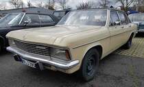 =Opel Admiral, 5,4 l , V8, gesehen bei der Technorama Kassel im März 2023