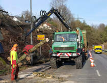 =Unimog, eingesetzt auf einer Baustelle in Petersberg-Marbach, 01-2023