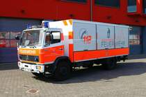 Feuerwehr Aschaffenburg Mercedes Benz GW-Gefahrgut (Florian Aschaffenburg 1/52-1) am 01.07.23 bei einen Fototermin. Vielen Dank für das tolle Shooting