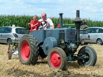 Lanz-Bulldog beim Show-Ackern in Reichersberg; 080811