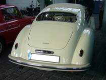 Heckansicht eines Goliath GP 700 Sport aus dem Jahr 1952. 50. Jahrestreffen der Borgward I.G. e.V. an der  Alten Dreherei  in Mülheim an der Ruhr. 