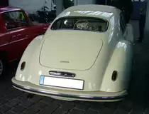 Heckansicht eines Goliath GP 700 Sport aus dem Jahr 1952. 50. Jahrestreffen der Borgward I.G. e.V. an der  Alten Dreherei  in Mülheim an der Ruhr. 