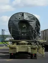 Das Zielverfolgungsradargerätes TTR wurde für das Flugabwehrsysten MIM-14 NIKE HERCULES zum Auffassen und Verfolgen von zugewiesenen Flugzielen genutzt. (Militärhistorisches Museum der Bundeswehr am Flugplatz Berlin-Gatow, August 2023)