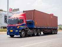 Hino 500  in Nong Khai (Thailand) - 28.04.2023
