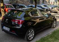 Rückansicht: Alfa-Romeo Giulietta (Schwarz). Foto: 06.2023.