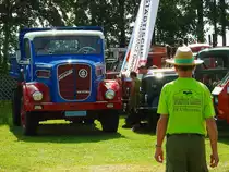 ÖAF Tornado-19230, wird schon sehnsüchtig zur Oldtimerveranstaltung  Wadholz-Classic  der FF-Unterstetten erwartet; 180715