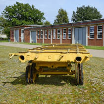Der Mitte August 2023 im Luftfahrttechnischen Museum Rechlin ausgestellte Transportwagen  Eiserner Gustav  besitzt 2 Drehgestelle. Er wurde bis 1945 in der Erprobungsstelle Rechlin zum Transport von schweren Gegenständen verwendet.