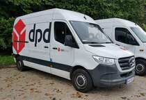 =MB Sprinter von DPD steht auf dem Parkplatz Salzwelten Salzburg, 09-2022