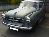 Ein restaurierungsbedürftiger Borgward Isabella Combi aus dem Jahr 1959. 50. Jahrestreffen der Borgward I.G. e.V. an der  Alten Dreherei  in Mülheim an der Ruhr.
