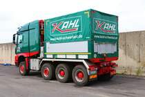 Spedition Kahl Mercedes Benz Arocs am 13.08.23 in Stockstadt Naturhafen