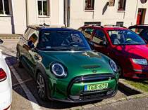 Diesen Mini Hatch Mk3 (Mini Cooper SE) Facelift mit E-Antrieb habe ich in April, 2022 gesehen.