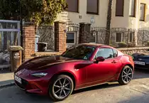 Diesen Mazda MX-5  ND  in Sould Red Crystal habe ich in März, 2022, kurz nach Sonnenaufgang gesehen.