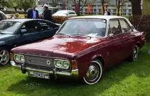 Ford Taunus P7 Limousine, zu Gast auf beim Oldtimertreffen, Frühlingserwachen am Sportcentrum Loherhof Geilenkirchen , 1.Mai 2023