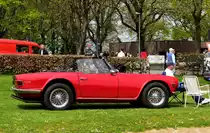 Triumph TR6, zu Gast auf beim Oldtimertreffen, Frühlingserwachen am Sportcentrum Loherhof Geilenkirchen , 1.Mai 2023