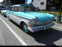 Oldtimer Opel Kapitän am Oldtimer Treffen in Wiedlisbach am 2023.08.20