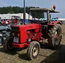 McCormick 654, 4 Zyl, Bj 1973, aufgenommen beim Gromperefest in Binsfeld (L). 03.09.2023