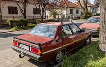 Rückansicht / Seitenansicht : Mitsubishi Tredia Turbo. Foto: März, 2022.