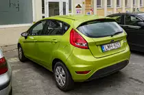 Rückansicht: Ford Fiesta Mk7 in Squeeze Green. Foto: 04.2022.