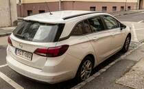 Rückansicht: Opel Astra K Sports Tourer. Foto: 04.2022.