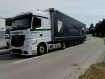 ACTROS-1846 der ehemaligen Sped-ANGERMAYR ist mit FACC-Auflieger unterwegs; 230727