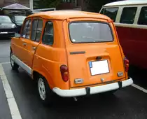 Heckansicht eines Renault R4 GTL aus dem Jahr 1984. 10. Saarner Oldtimer Cup am 27.08.2023 in Mülheim an der Ruhr.