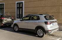 Rückansicht / Seitenansicht: VW T-Cross. Foto: April, 2022.