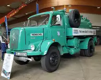 =Henschel H 122 AK, Bj. 1969, ausgestellt bei der Technorama 2023 in Kassel. Das Fahrzeug wurde z. B. zur Entleerung von Fäkaliengruben und Reinigung von Straßenabläufen eingesetzt.