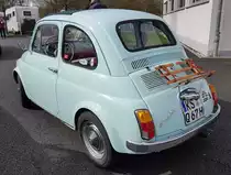 =Fiat Nuova 500, gesehen auf der Freifläche bei der Technorama 2023 in Kassel