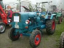 Famulus RS14/36 mit etwas eigenwilliger Haube beim Oldtimertreffen in Gr�nhain