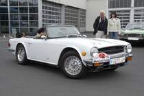 Triumph TR 6 rollt zur Sonderaufgabe anl. der DMV Classic-Tour 2009 des MSC Fulda am 07. Juni 2009