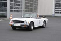Triumph TR 6 rollt zur Sonderaufgabe anl. der DMV Classic-Tour 2009 des MSC Fulda am 07. Juni 2009