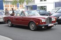 Rolls Royce Corniche steht vor der Sonderaufgabe anl. der DMV Classic-Tour 2009 des MSC Fulda am 07. Juni 2009