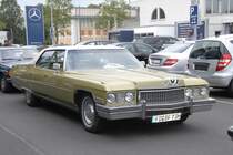 Cadillac Sedan de Ville, Jahrgang 1973, steht vor der Sonderaufgabe anl. der DMV Classic-Tour 2009 des MSC Fulda am 07. Juni 2009