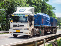 Hino 700 in Nong Khai (Thailand) - 02.10.23