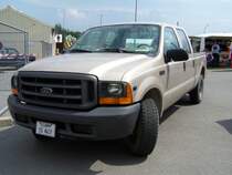 Ford F350 der US Army.
Aufgenommen am 3.8.2007.