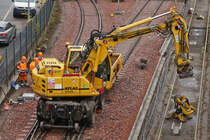 Atlas 1604 ZW Zweiwegefahrzeug  im Einsatz bei einer Weichen Erneuerung im Bahnhof von Belval Universit. 10.2023 

