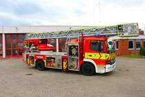 Feuerwehr Dieburg Mercedes Benz Atego DLK 23/12 (Florian Dieburg 1/30-1) am 29.09.23 bei einen Fototermin. Danke für das tolle Shooting 