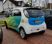 =Mitsubishi i-MiEV, ein Fahrzeug der Kreisverwaltung Fulda, 11-2023