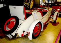 =Tornax Rex, Bj. 1934, präsentiert vom Zylinderhaus in Bernkastel-Kues, 04-2023. Die Karosserie des 2003-2004 restaurierten Oldies stammt von der Firma Hebmüller