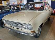 =Opel Kadett B, Bauzeit 1965 - 1973, präsentiert vom Zylinderhaus in Bernkastel-Kues, 04-2023