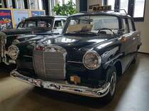 =MB 190 C, Bauzeit 1961 - 1968, 4 Zyl., 55 - 95 PS, 1897 / 1988 cm, ausgestellt im Zylinderhaus in Bernkastel-Kues, 04-2023