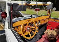 =Innenraum des Rolls Royce Phantom, gesehen an der B 27, 08-2023