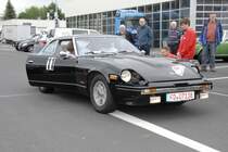 Nissan 280 ZX steht an der Anmeldung zur Sonderaufgabe anl. der DMV-ClassicTour  Rund um Fulda  des MSC Fulda am 07.06.2009