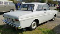 =Ford Taunus P 4 steht bei der Oldtimerveranstaltung in Frankenberg/Eder im Mai 2023
