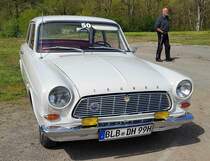 =Ford Taunus P 4 steht bei der Oldtimerveranstaltung in Frankenberg/Eder im Mai 2023