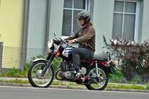 MZ TS 250 im harten Alltagsverkehr in Stralsund 2009